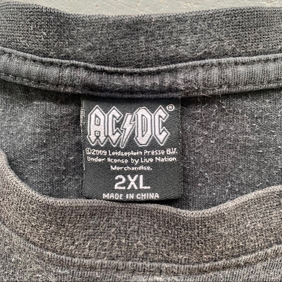 AC/DC Rock N Roll Train Aust Tour T-shirt 2009 - Picture 3 of 5